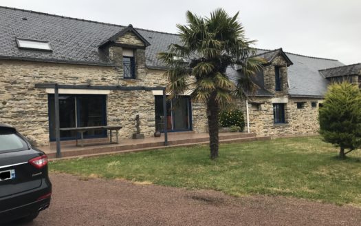 Belle Propriété 220m² Issé
