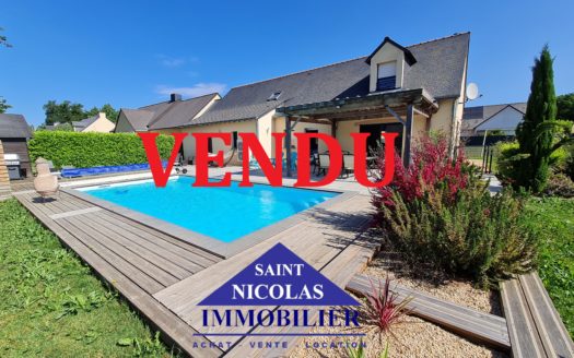 Propriété avec piscine 6 pièces 165 m²
