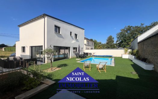 Maison contemporaine Erbray 6 pièces 130 m²