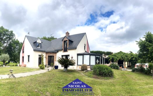 Maison Chateaubriant 9 pièces